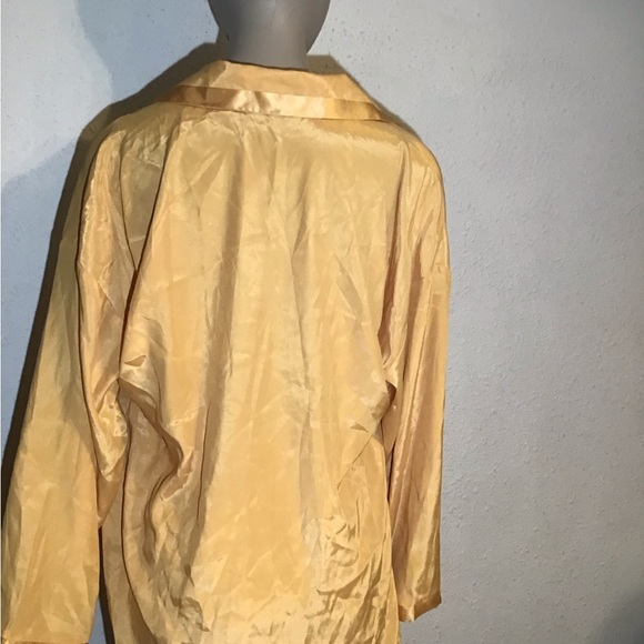 Victoria’s Secret yellow pajama pants set size small - Picture 2 of 7